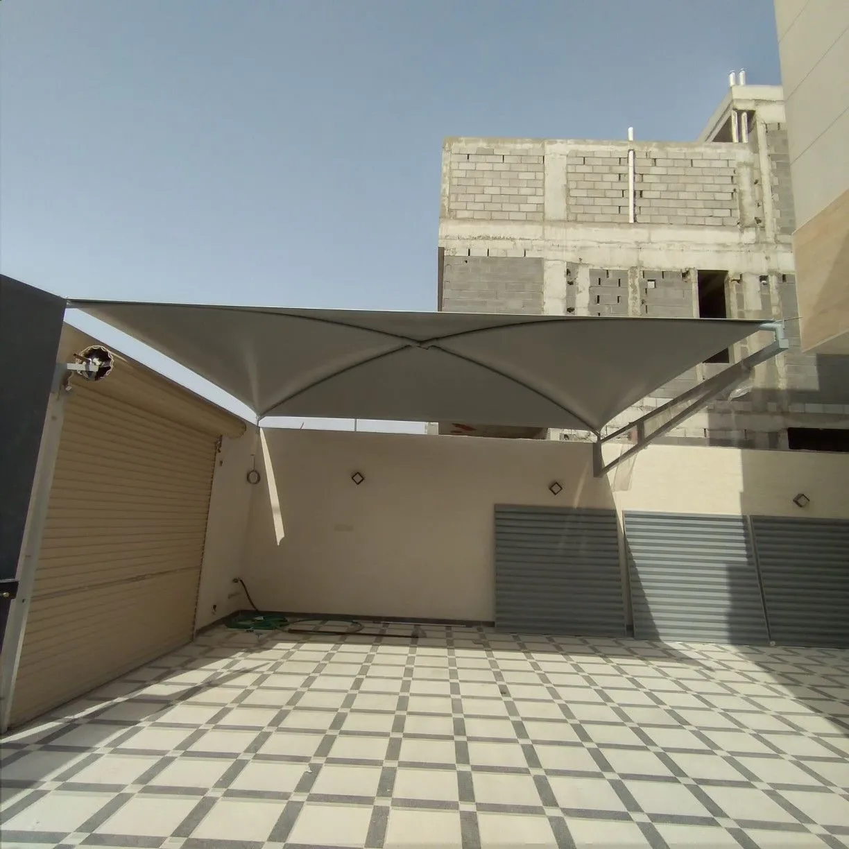 تركيب مظلات سيارات بجودة عالية
