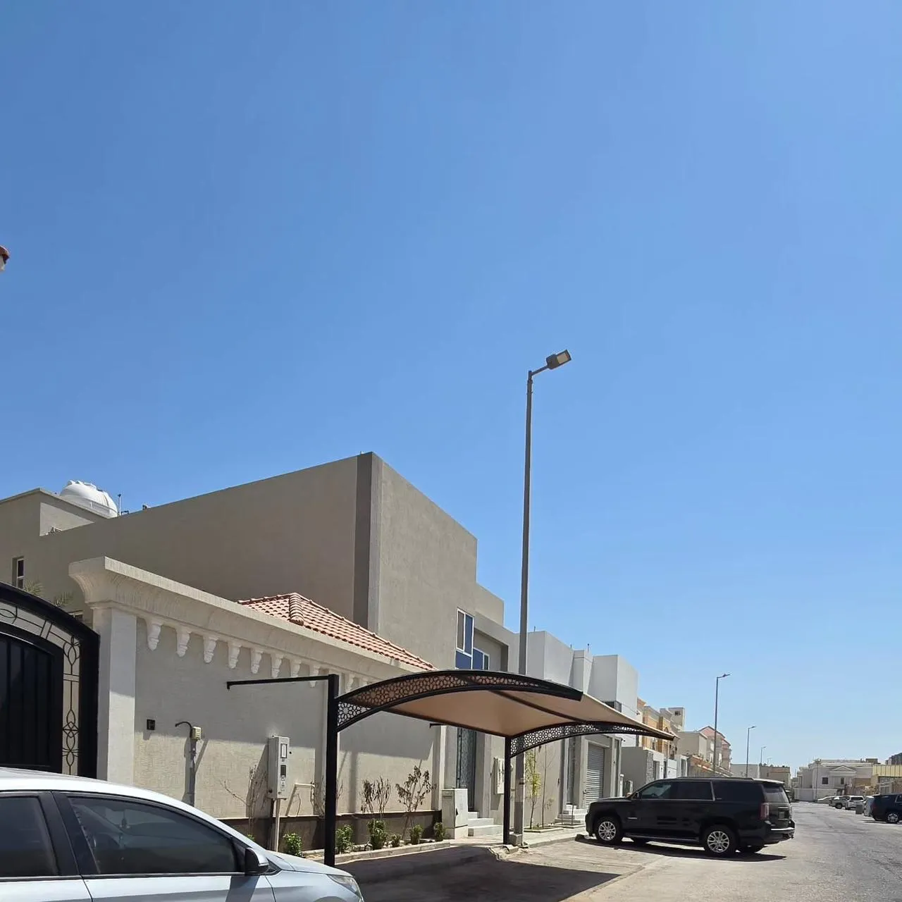 تركيب مظلات وسواتر بأسعار رخيصة في حي الرحمانية بالرياض 