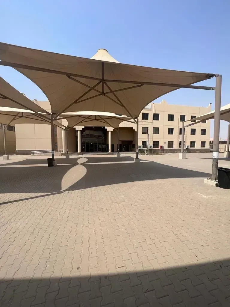 تركيب مظلات مدارس حي الصحافة بالرياض 