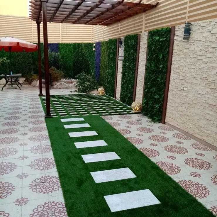 تنسيق الحدائق وتركيب عشب صناعي حي النرجس والياسمين