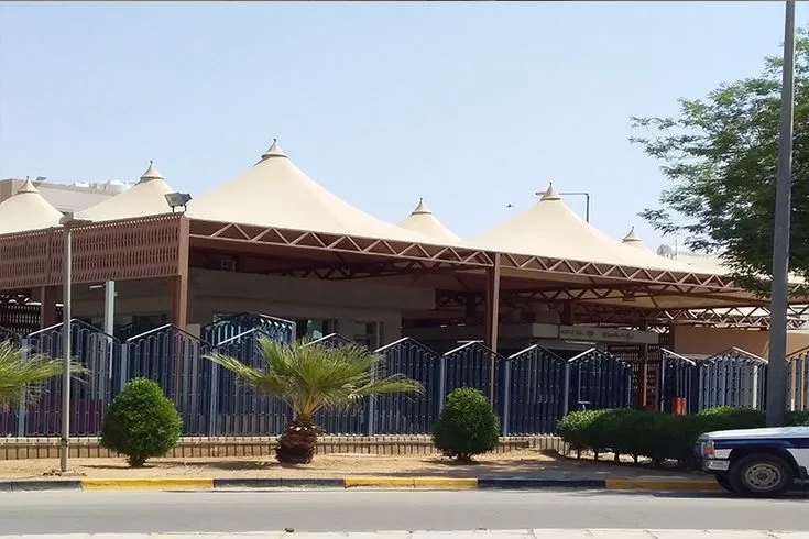 مظلات سيارات مقص ومداخل لمنازل حي النسيم بالرياض 