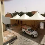 تركيب مظلات هرمية في حي الفلاح بالرياض 