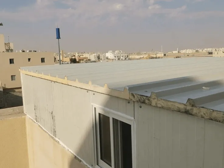 أحدث صيحات لملاحق الساندويتش بانل في حي العمارية 