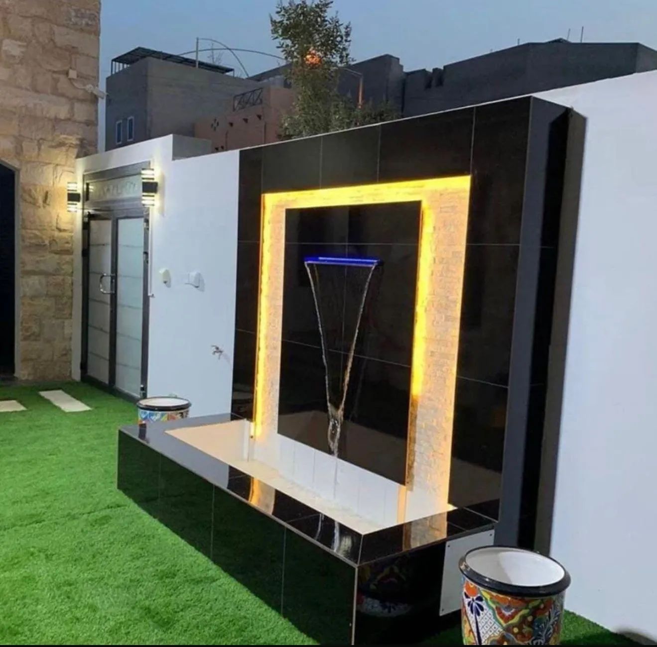 تصميم وتنسيق الحدائق وشلالات مائية في الرياض 