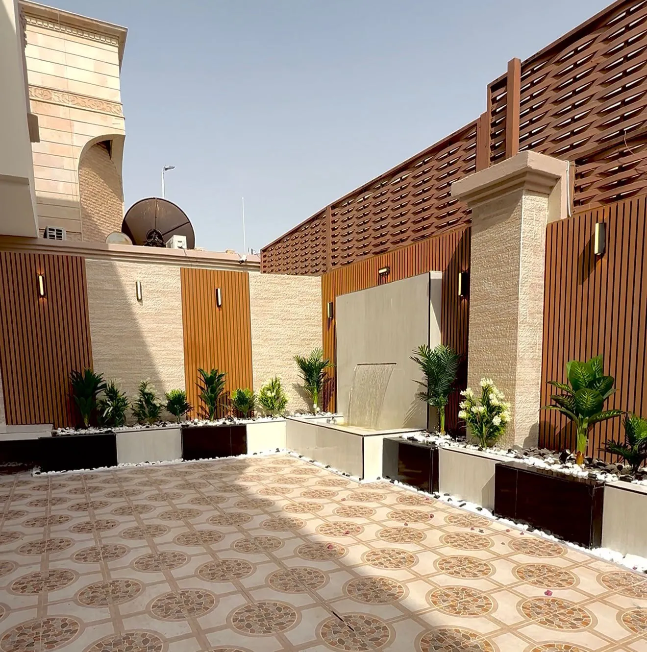 تصميم وتنسيق الحدائق وشلالات مائية في الرياض 