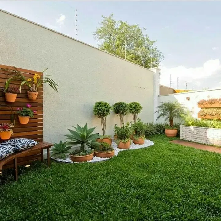 اجمل تركيب عشب صناعي لتنسيق حدائق الرياض 