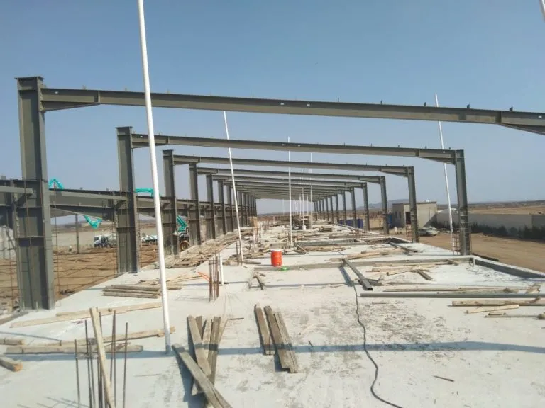 مقاول تركيب هناجر ومستودعات الساندويتش بانل 2026