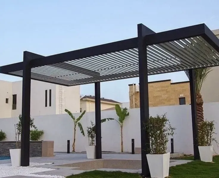 أحدث صيحات البرجولات والمظلات لعام 2026في الرياض