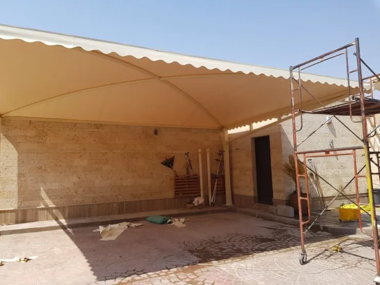 مظلات سحب يدوي ومظلات خزانات بالرياض :حلول تظليل عملية 