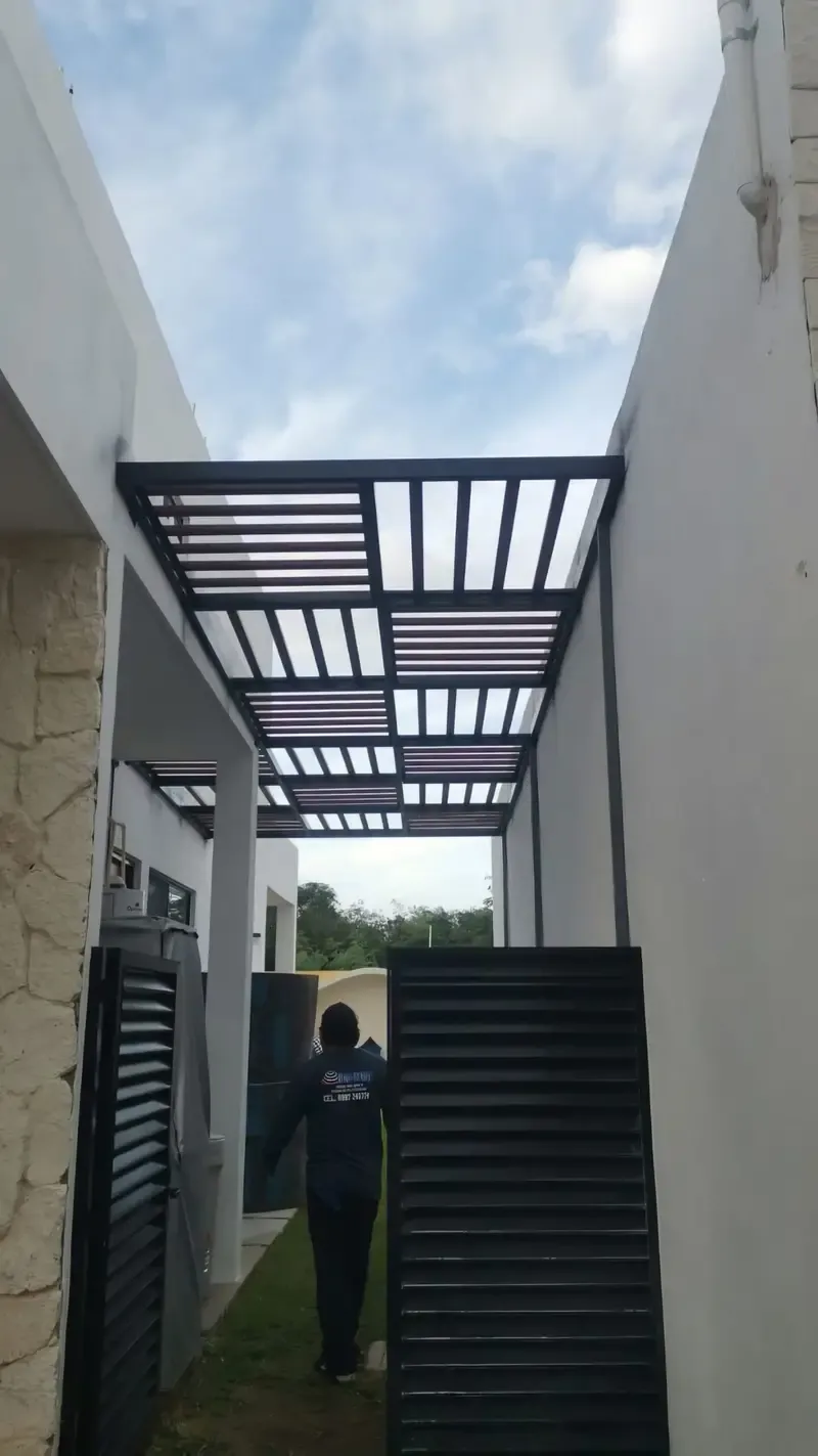 محداد مظلات جلسات خارجية وبرجولات في دار البيضاء بالرياض