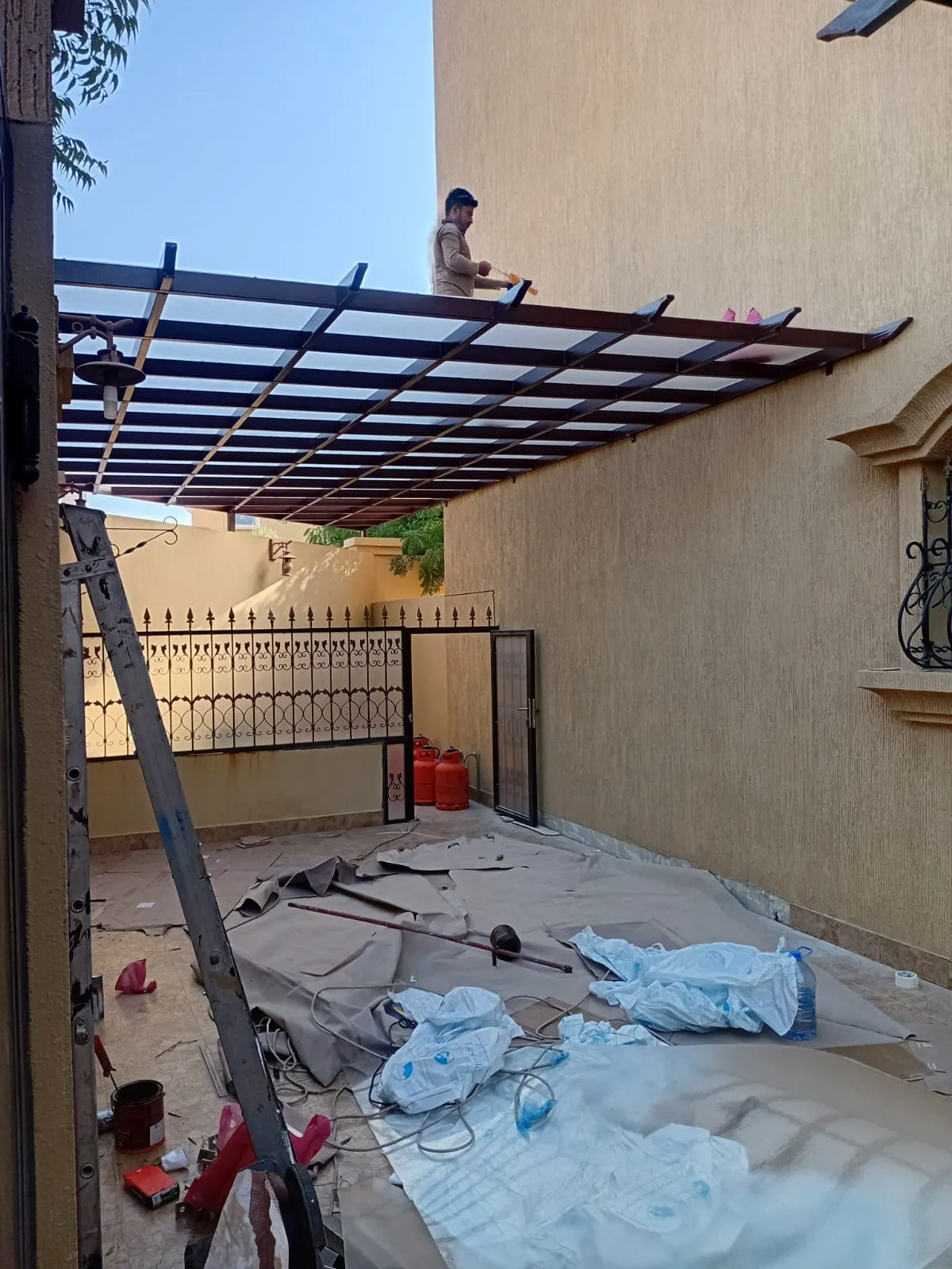 مظلات وسواتر الرياض حي الياسمين