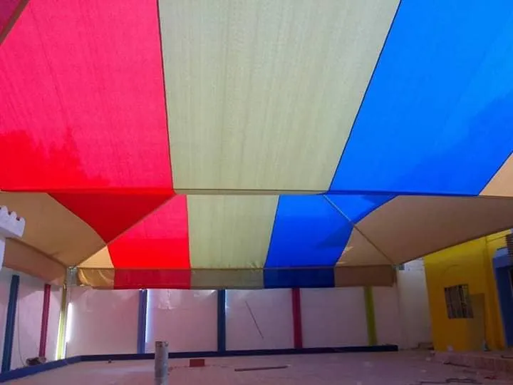 مظلات تغطية ساحات المدارس في حي الروابي بالرياض