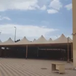 مظلات تغطية ساحات المدارس في حي الروابي بالرياض