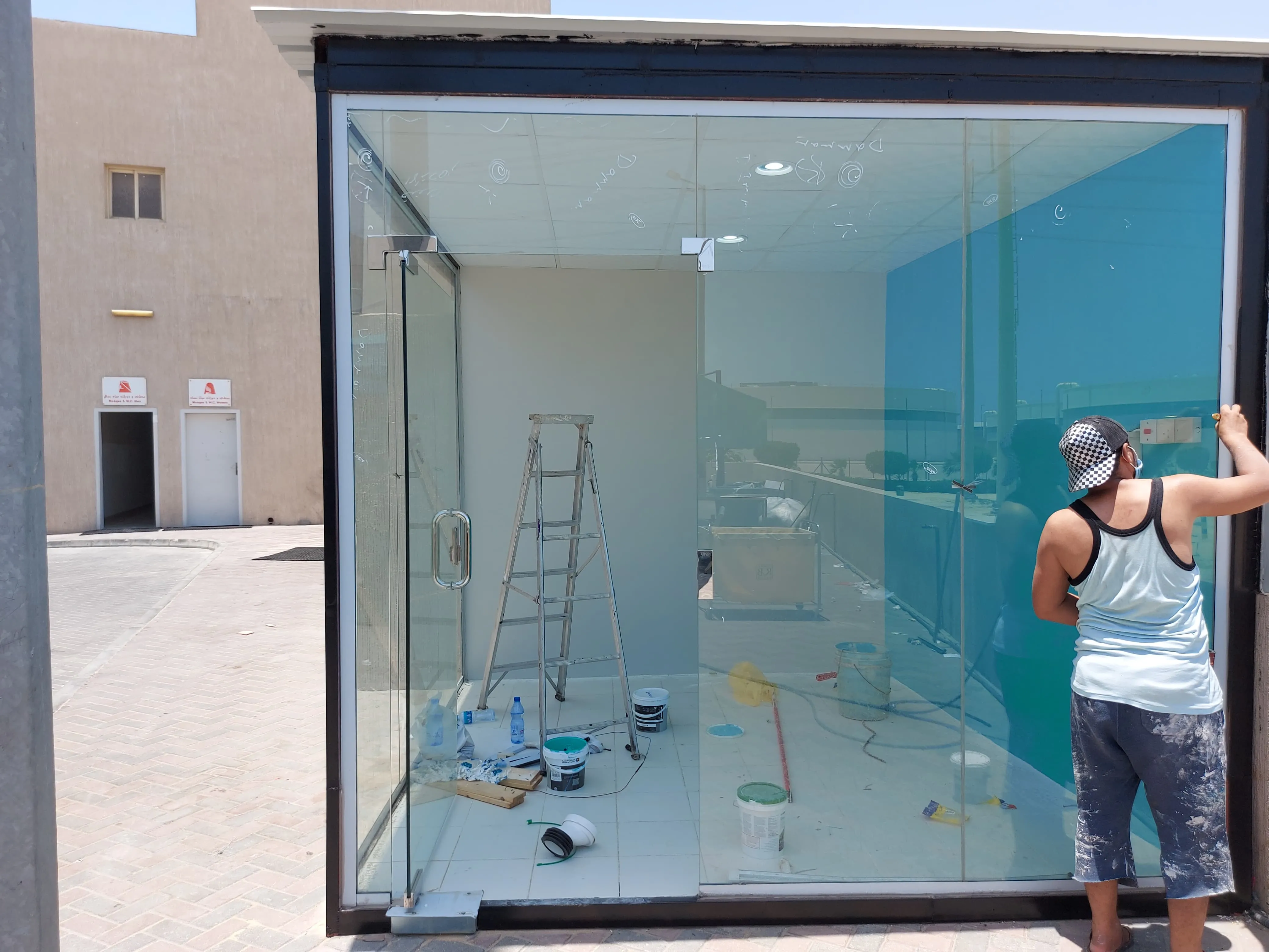 ملاحق ومجالس البناء الحديث ومجالس ملكيه حي العزيزية الرياض 