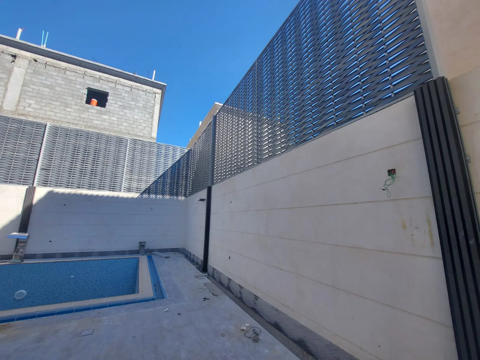 افضل تركيب جميع أنواع السواتر شرائح سواتر قماش حي العقيق