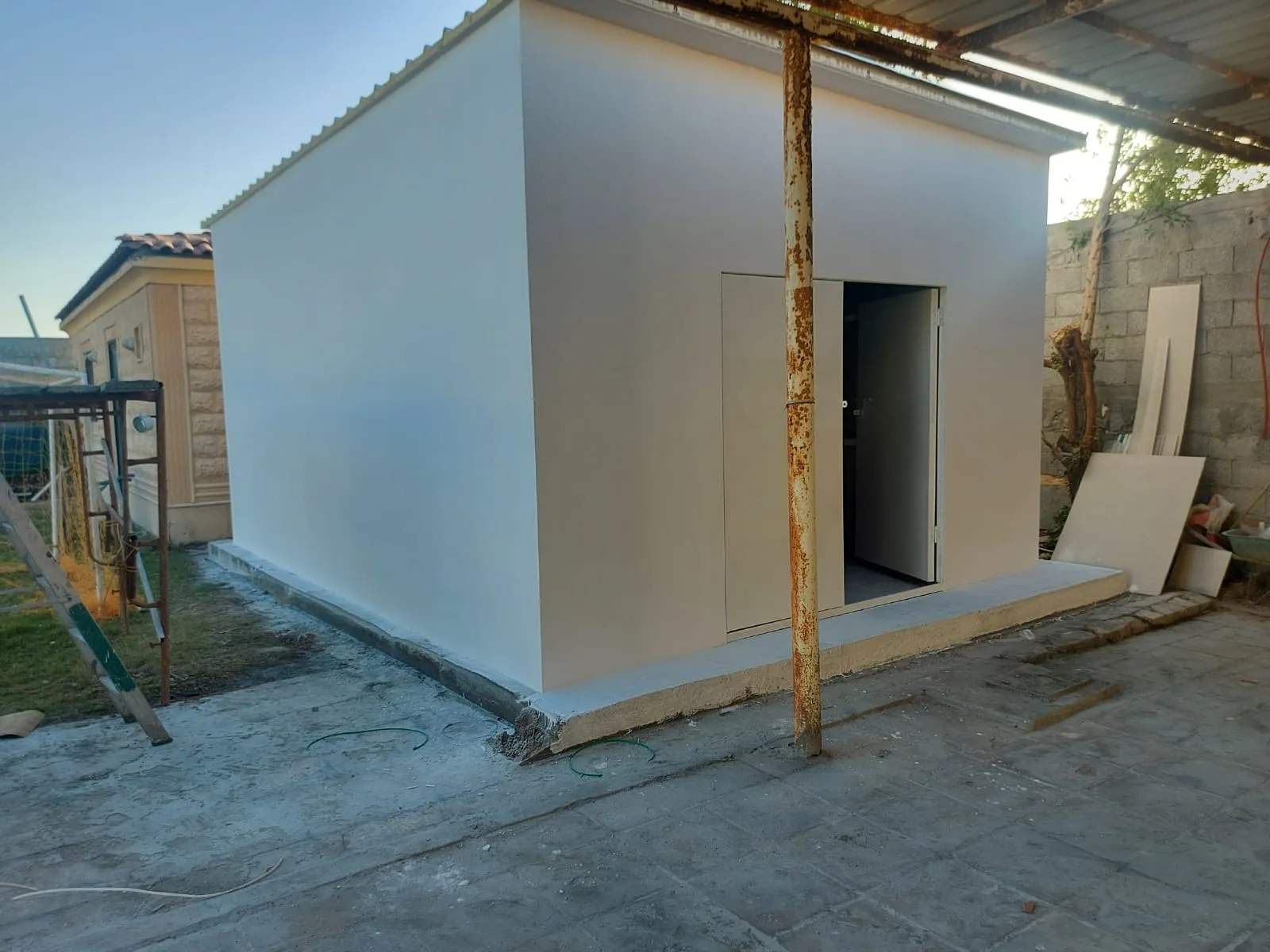 اقرب محل ساندوتش بانل متخصص في الخليج بشمال الرياض 