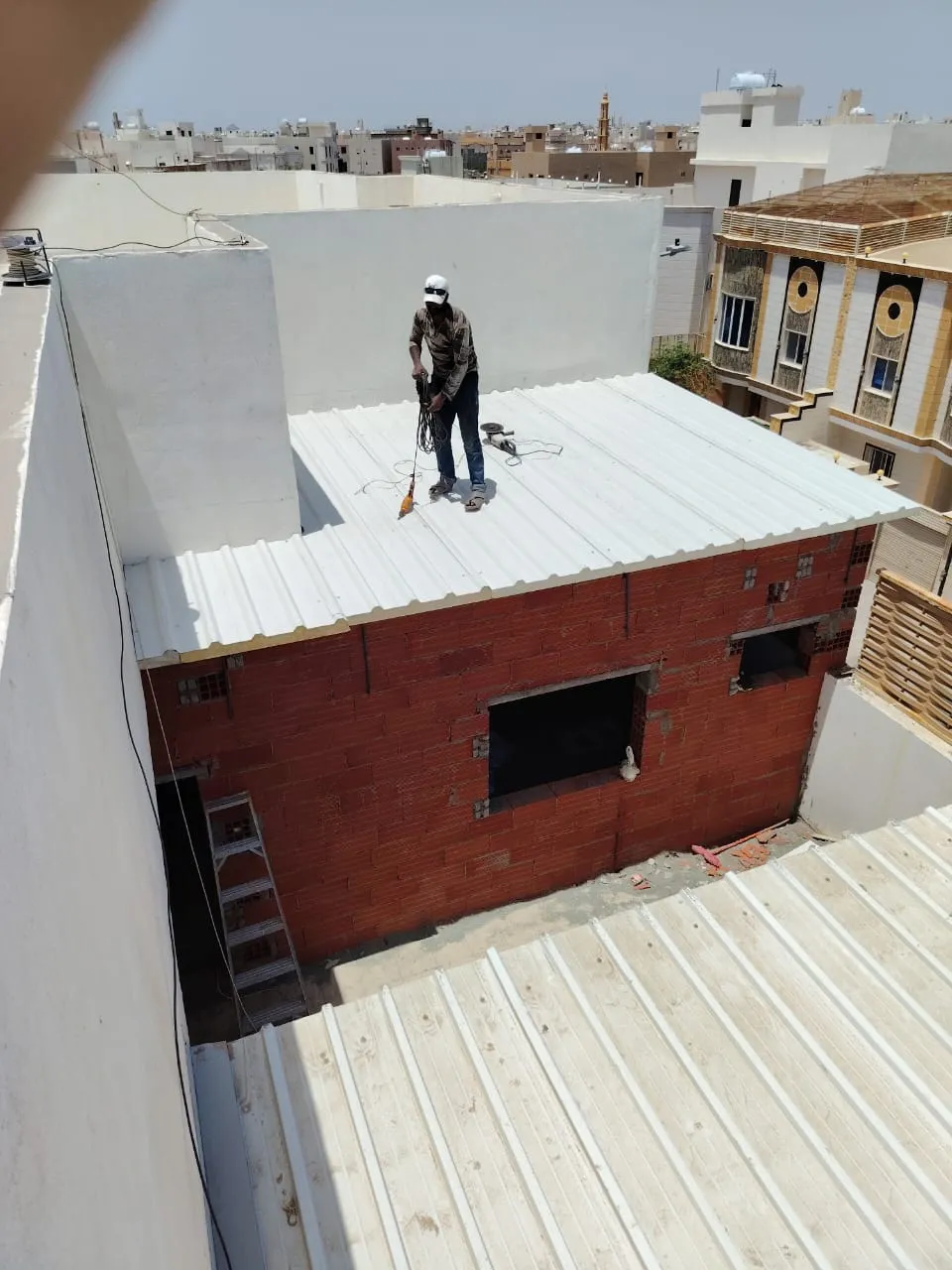 اقرب محل ساندوتش بانل متخصص في الخليج بشمال الرياض 