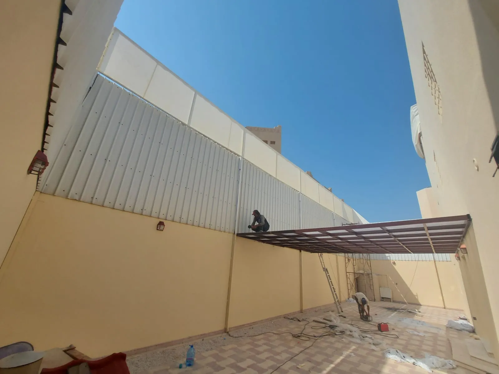 سواتر المنازل والفلل بحي النسيم انواع، الأسعار، وأحدث سواتر