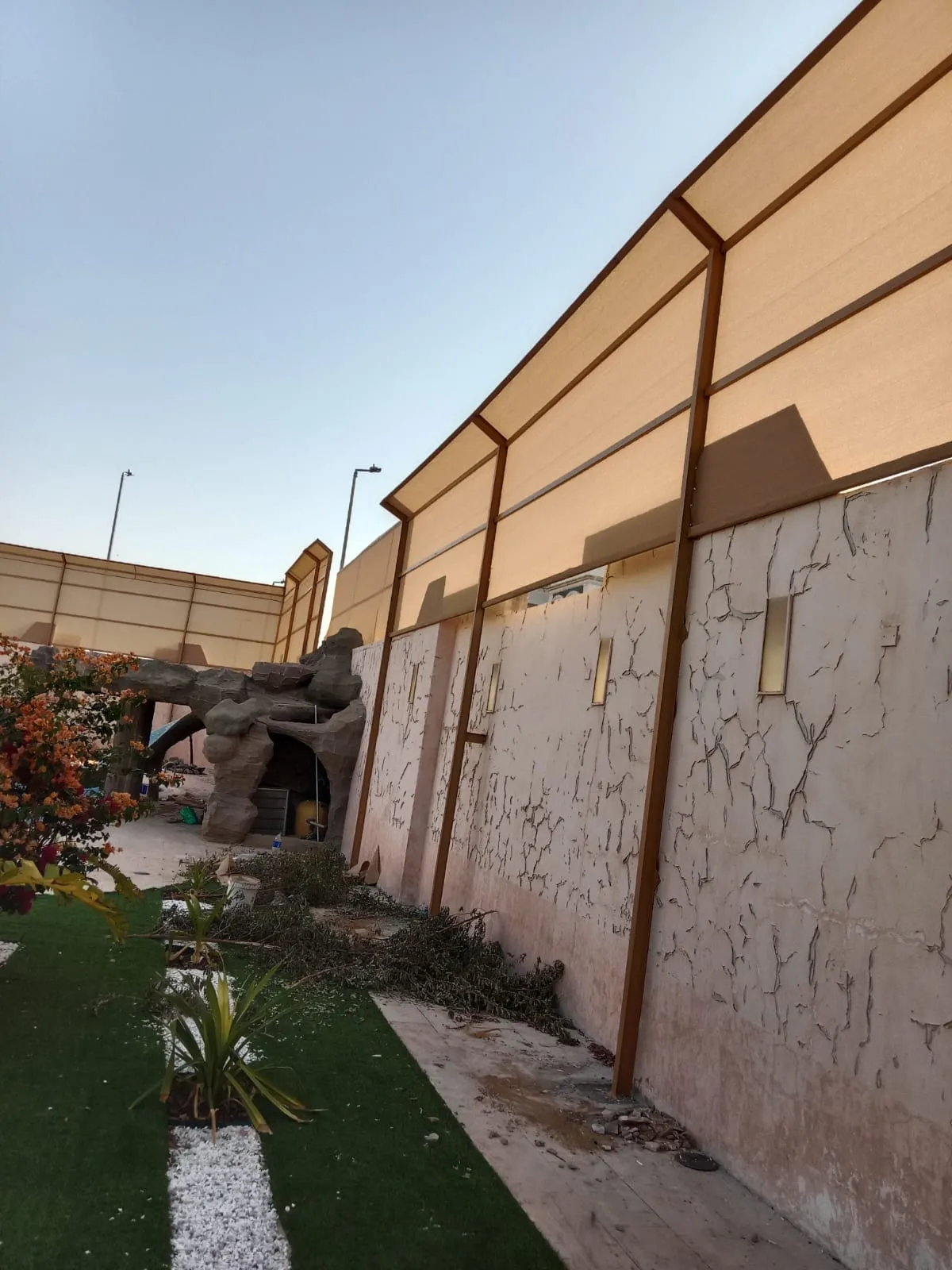 مظلات وسواتر في حي الشفاءلأحواش الفلل دليل الفخامة والحماية