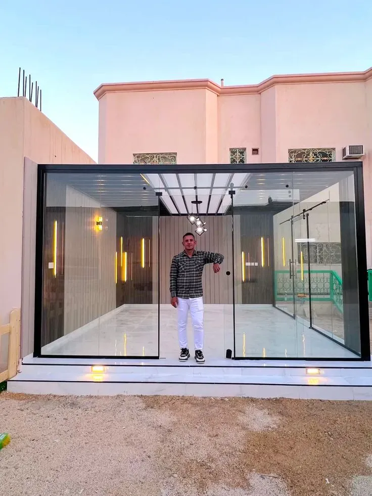 ارخص مقاول بناء مجلس خارجي في حي العارض لااحوش انيق زجاجي 