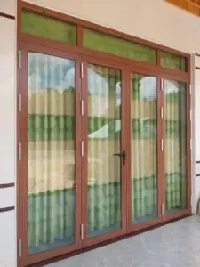 حداد منتقل في تركيب أبواب وشبابيك ونوافذحي العلياجودة عالية