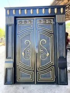 حداد منتقل في تركيب أبواب وشبابيك ونوافذحي العلياجودة عالية