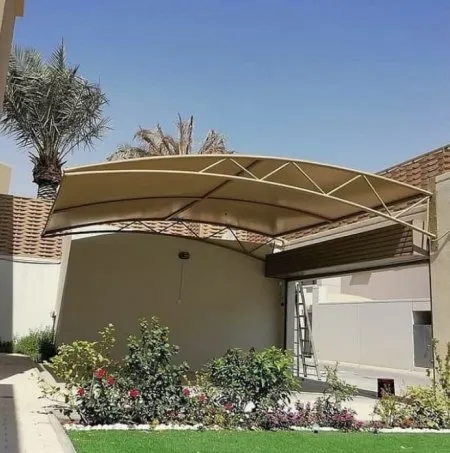 تركيب مظلات مداخل للمدارس والمنازل في حي الملز: حماية، فخامة