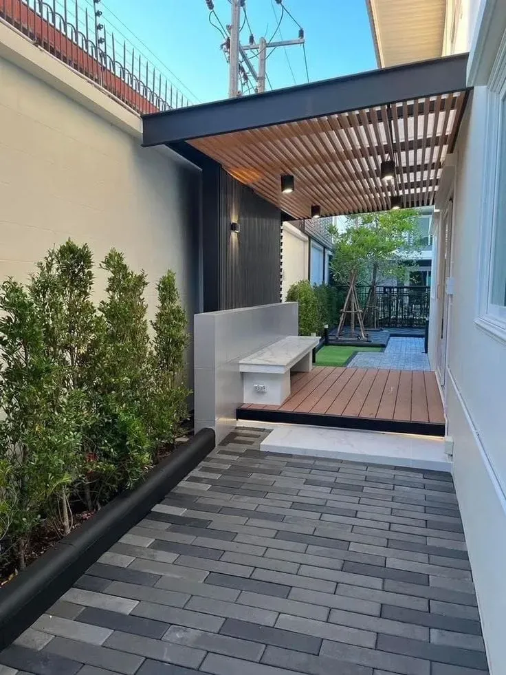 حداد مظلات مداخل فلل في شمال الرياض: تصاميم مودرن