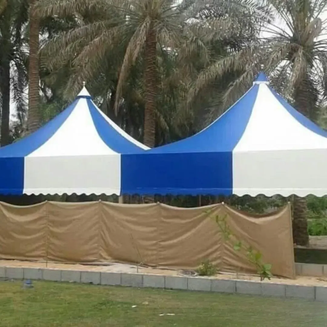 تركيب مظلات جلد هرمية في شمال الرياض: الجودة والمتانة 