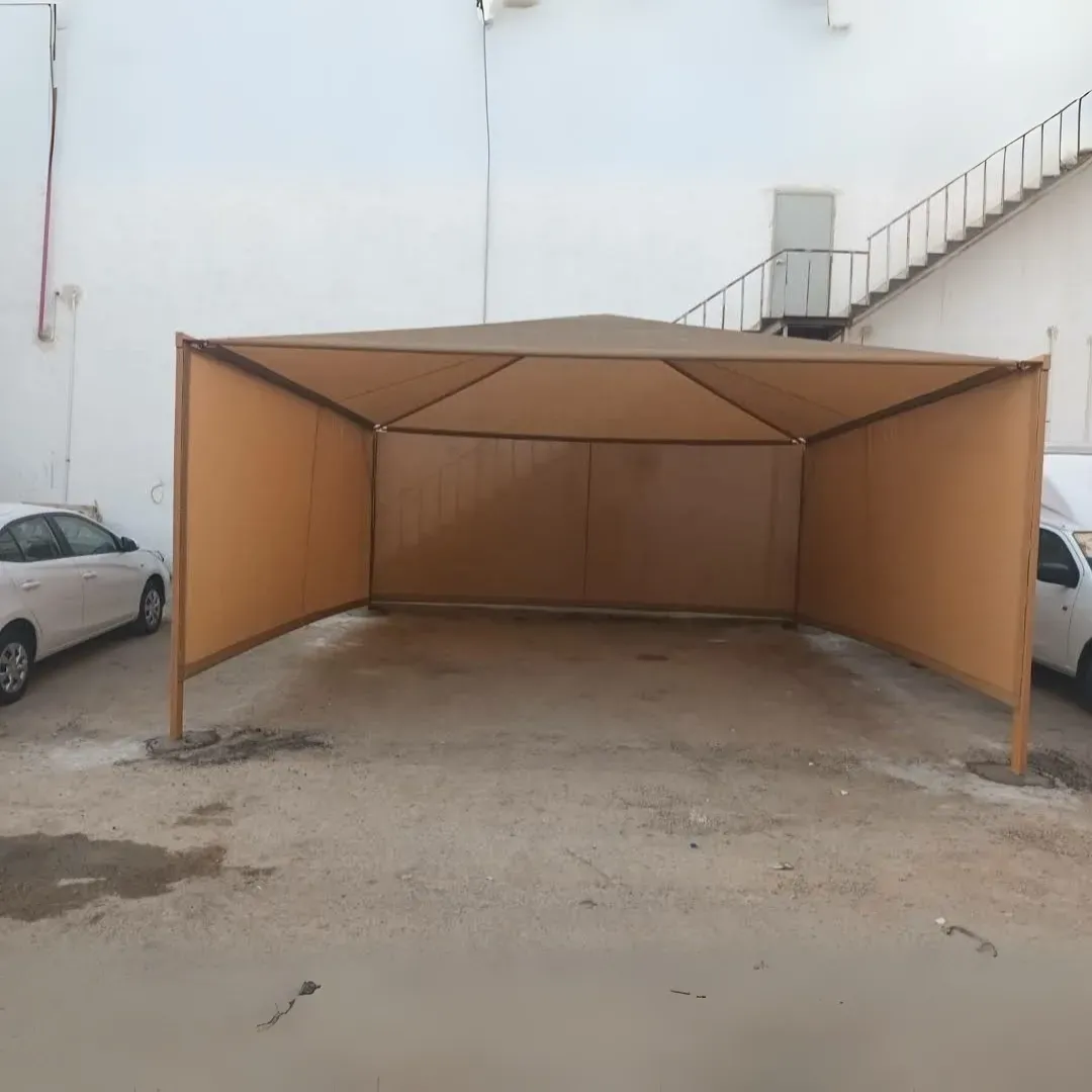 تركيب مظلات جلد هرمية في شمال الرياض: الجودة والمتانة 