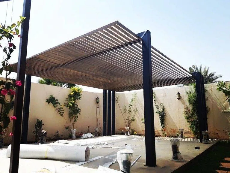 حداد مظلات وسواترفي شمال الرياض أفضل الأنواع وأحدث التصاميم 