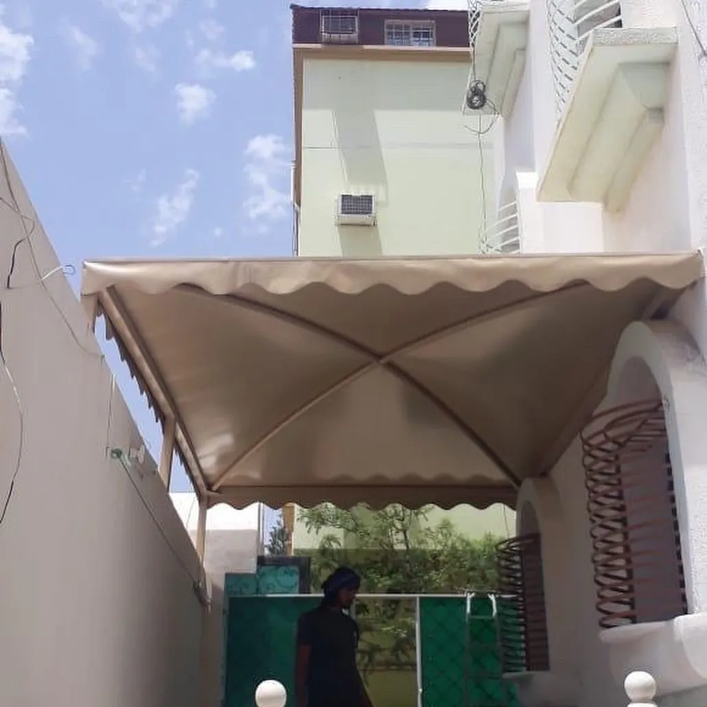 اصلاح مظلات كراج مقوسة بتثبيت آمن في حي العقيق بشمال الرياض 