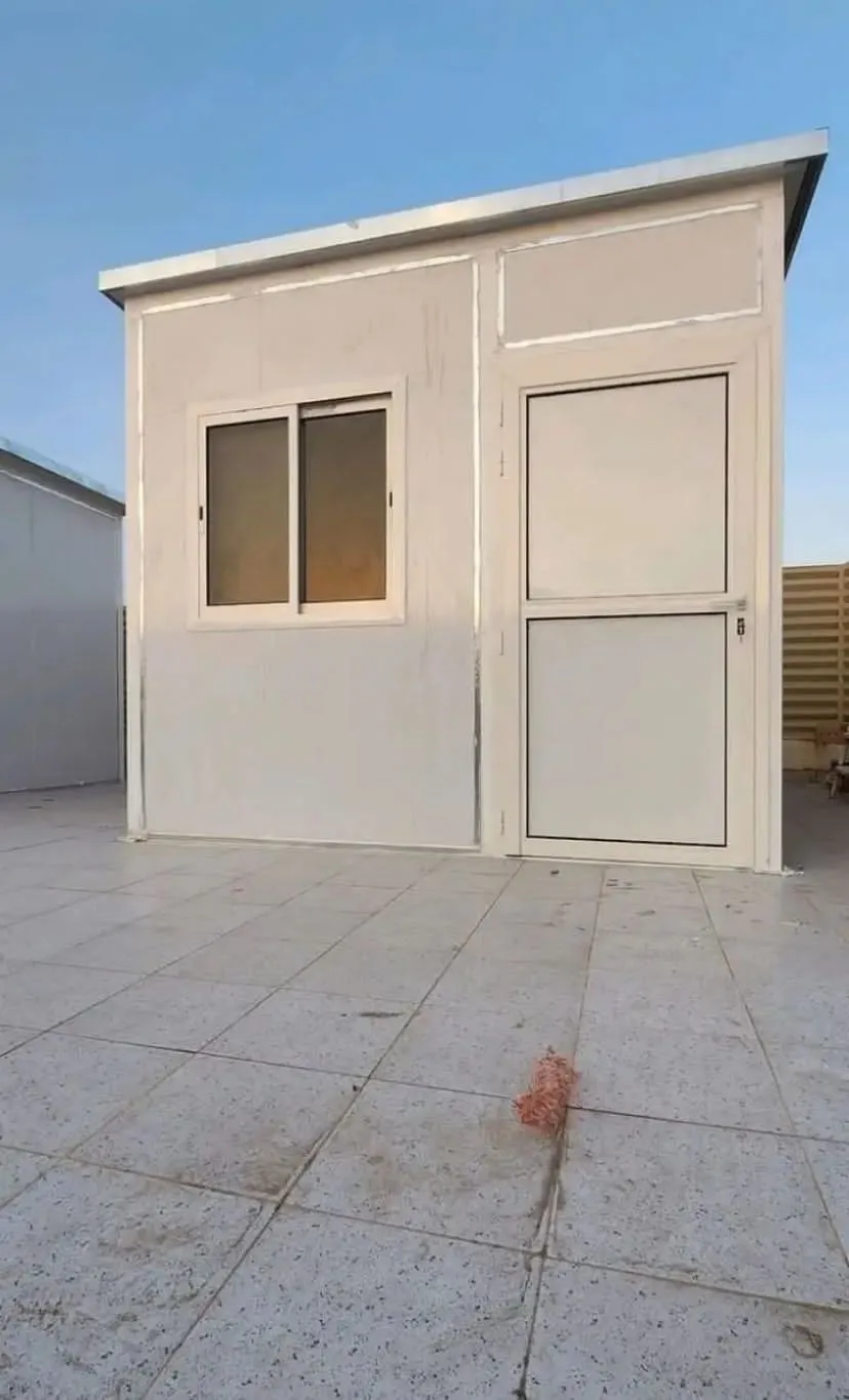 ملاحق ساندوتش بانل حي حطين الدليل الشامل للتكلفة، المميزات