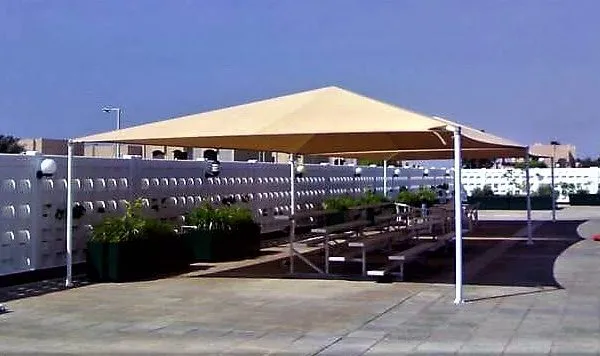 أفضل أنواع مظلات حدائق ومسابح بشمال الرياض:دليل شامل للأسعار